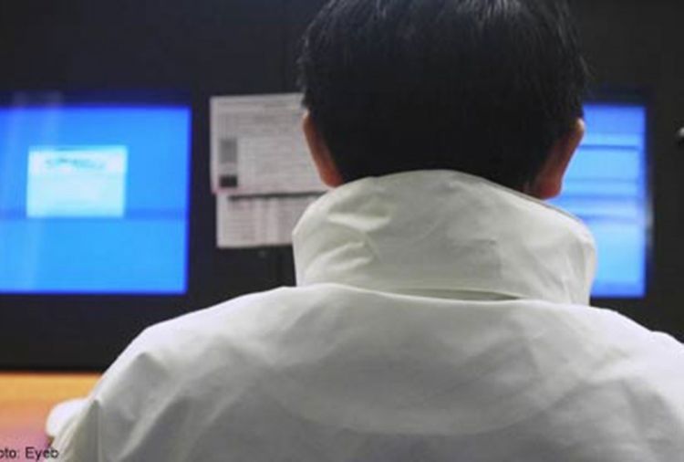 Hakeri objavili brojeve telefona političara