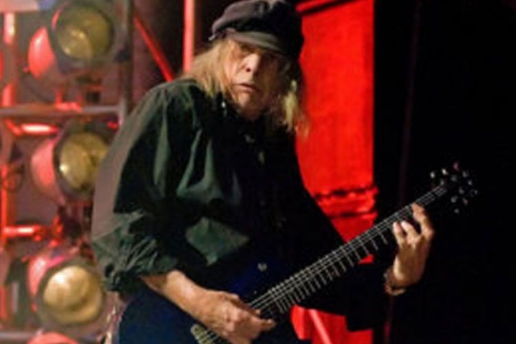 Preminuo gitarista grupe Motorhead