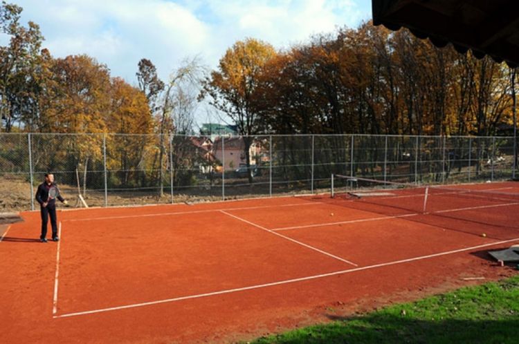 Mrkonjić Grad: Otvorena dva teniska terena