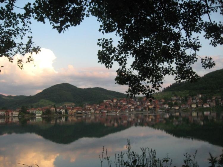 Utopio se na Zvorničkom jezeru