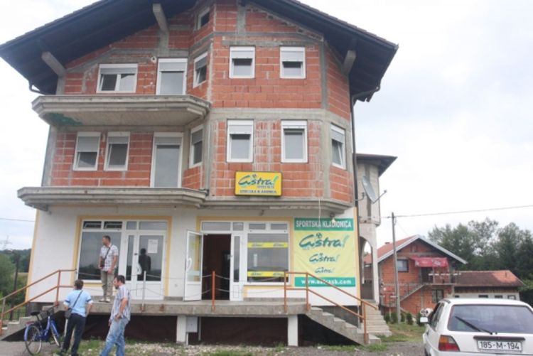 Opljačkane kladionice