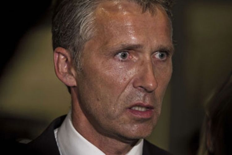 Stoltenberg poslije eksplozije satima vladao iz bunkera