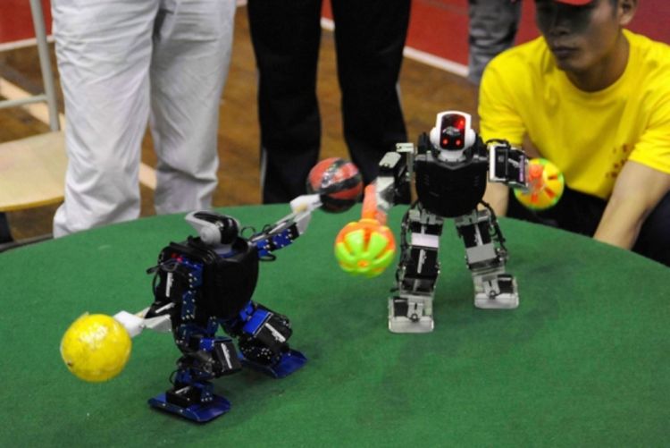 Robote ukrštaju kao domaće životinje