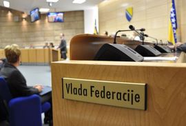 Protest pred vladom i blokada tri granična prelaza