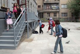 Osnovci ostaju bez besplatnih udžbenika
