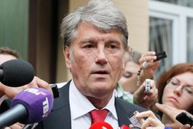 Juščenko osuo paljbu na Timošenkovu