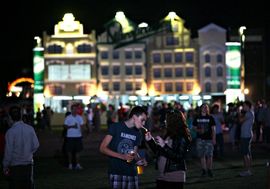 Na beogradskom Ušću počeo Beer fest: Čorba otvorila prvo pivo