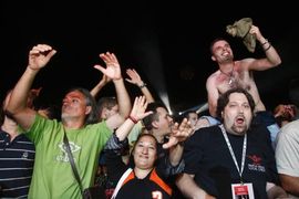 Škotski bend nastupio na beogradskom Ušću: Publika po mjeri Simple ...