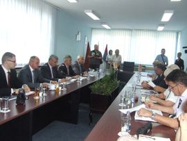 Planiran rez rukovodnog kadra u ŽRS
