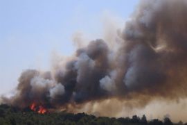 Pet požara buknulo u Dalmaciji, počela i evakuacija