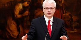 Josipović: Nemamo novaca za Pelješki most