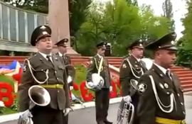 Uspavanka za pijanog Rusa (Video)