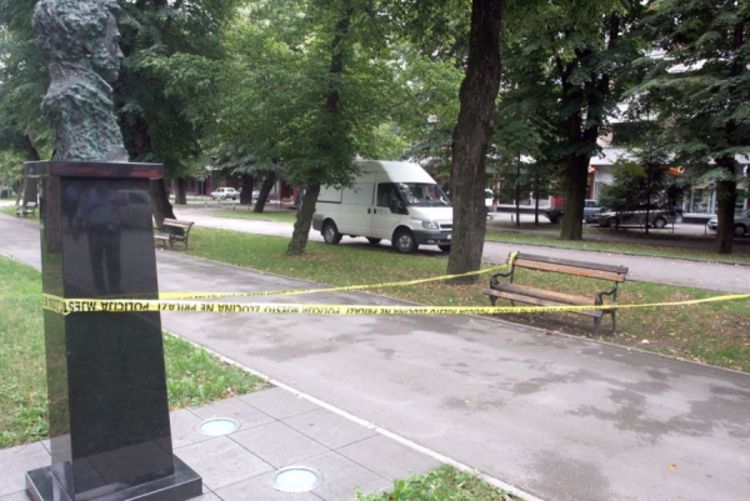 Tražio cigaretu, dobio batine