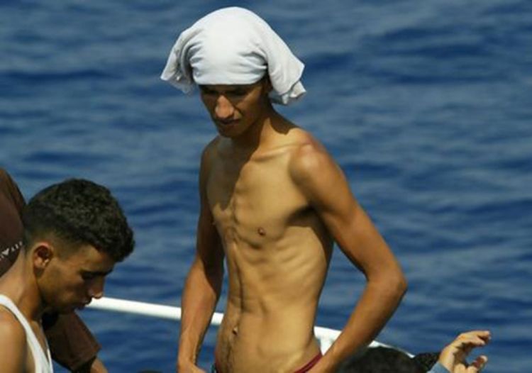 Oko 100 izbjeglica iz Libije umrlo na brodu, tijela im pobacana u more
