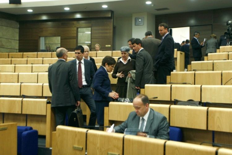 Srbi i Hrvati tvrde da je Dom naroda FBiH "protočni bojler" SDP-a