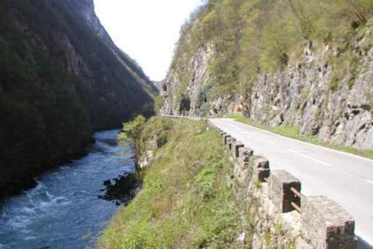 Beba povrijeđena u sudaru tri vozila kod Banjaluke