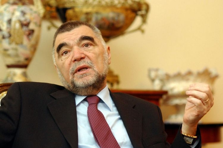 Mesiću ukinuta presuda za isplatu odštete za klevetu