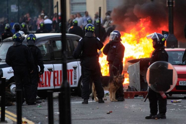 Prva žrtva nereda u Londonu