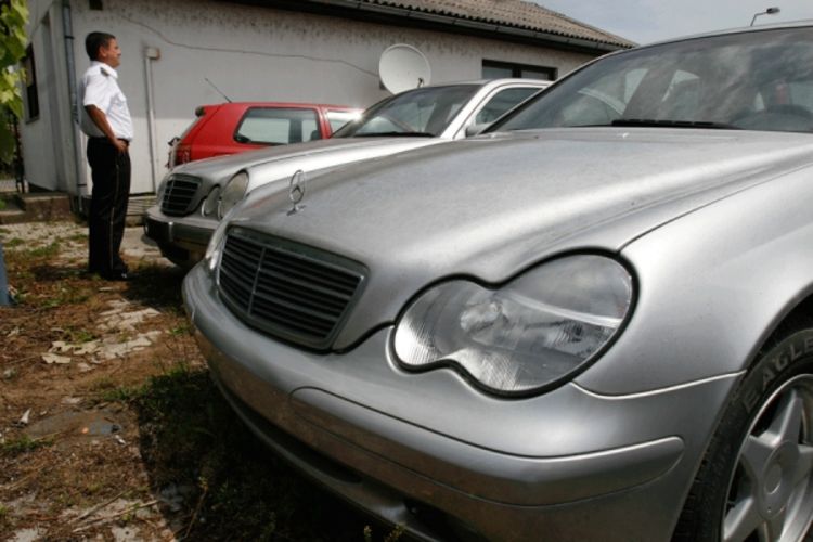 U skladištima UIO širom BiH propada 11 miliona KM