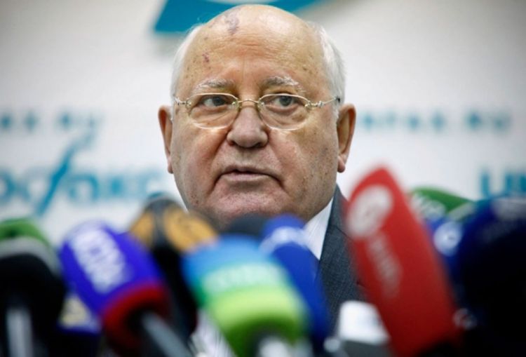 Gorbačov hvali Putina, kritikuje Jedinstvenu Rusiju