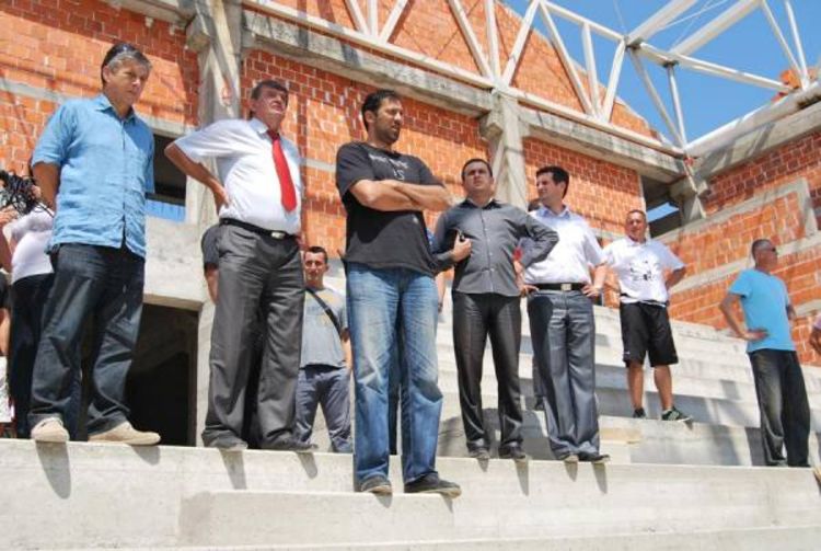 Divac i Paspalj obišli gradilište na Palama