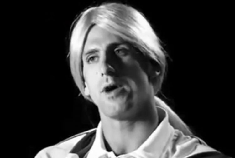 Đoković imitirao Šarapovu (Video)