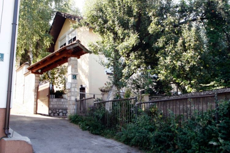 Tri eksplozije potresle Sarajevo