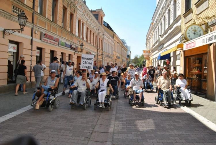 Banjaluka: Invalidi protestvovali zbog neusvajanja zakona