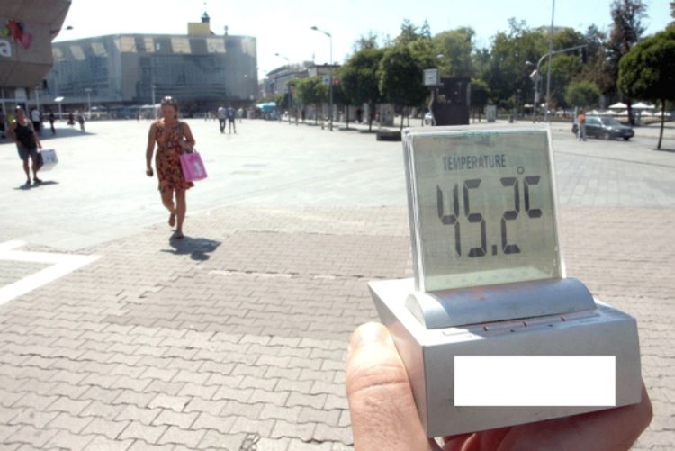 Banjaluka "gorjela" na 45,2 stepena C (Foto)
