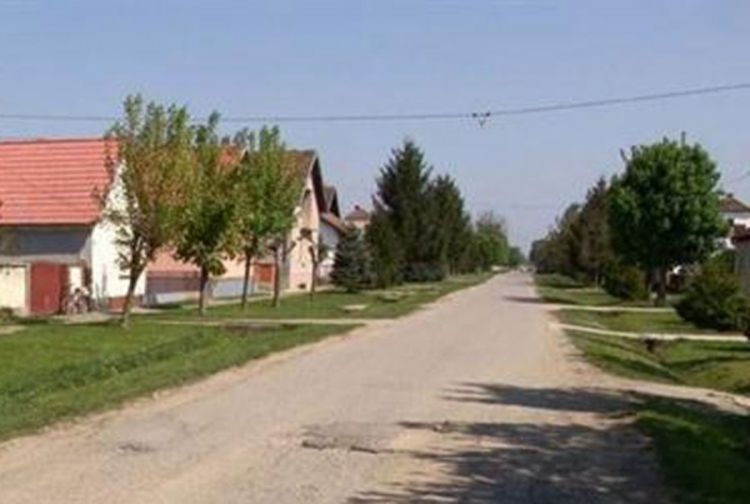 Župnik izvrijeđao ženu zbog pomaganja djeci Somalije