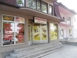 Uskratio im plate i pobjegao iz zemlje