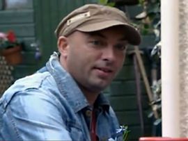 Stvara remek djela, ali samo dok spava