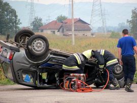 Zvornik: Poginuo u sudaru sa kamionom (Foto)