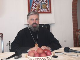 Vikiliks: Vladika Grigorije moćan igrač u SPC i RS