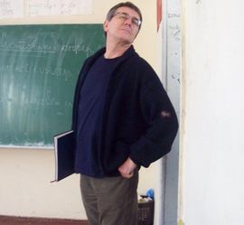 Profesor tvrdi da nije kriv za obljubu učenice