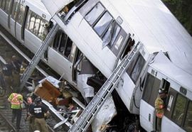 U sudaru vozova poginulo deset lica