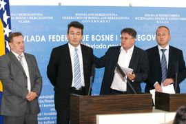 Rudari Kaknja stižu pred zgradu Vlade FBiH