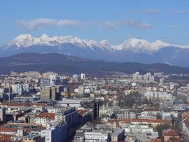 Pahor neće tražiti novo glasanje o povjerenju vladi