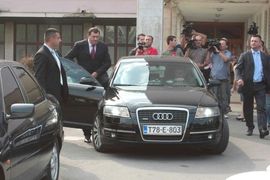 Neimenovani policijski službenik kriv za verbalni napad na Dodika u ...