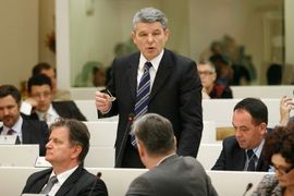 Parlamentarna skupština BiH: Poslanici i delegati nemaju šta da rade