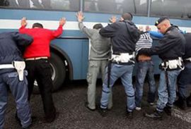 Policija našla 16 ilegalaca u kamionu iz Srbije