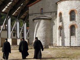 Grčki sveštenici imaće platu