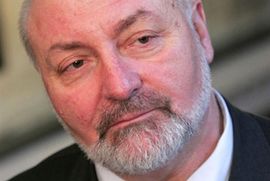 Uzelac: Zakon bi onemogućio gonjenje počinilaca zločina