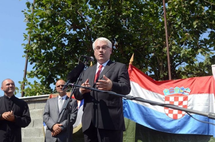 Josipović: Nastaviti rad na afirmaciji manjinskih prava