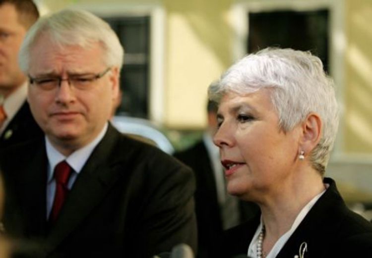 Josipović opet oprao Kosorovu, pa se oglasila i ona