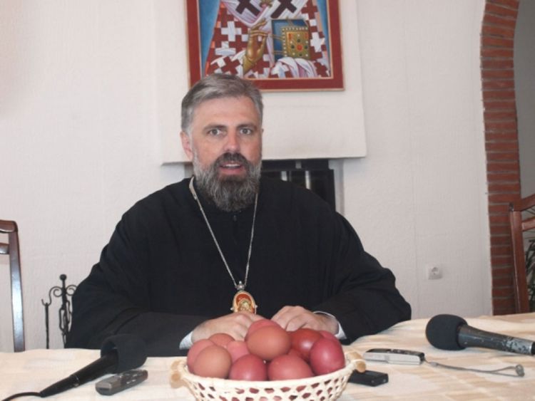 Vikiliks: Vladika Grigorije moćan igrač u SPC i RS