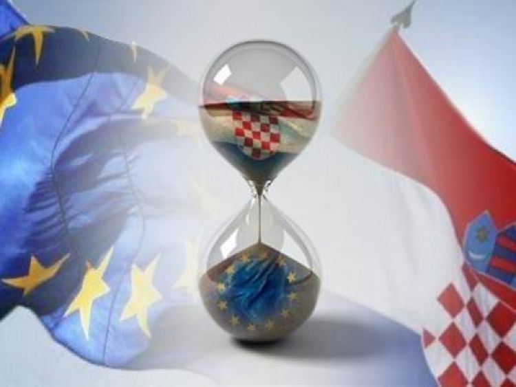 Trećina Hrvata ne zna da su pregovori s EU završeni