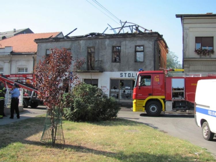 Požar u kući u kojoj je živjela ljubav pjesnika Jovana Dučića