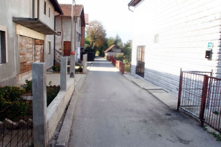 Tri bombe za vikend