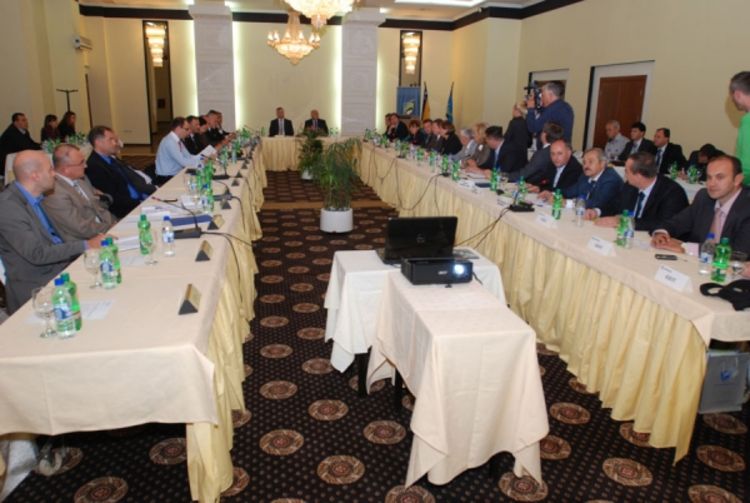 Ministri putuju radi druženja